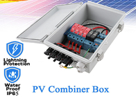 Caixa combinadora fotovoltaica de plástico 15A 4 cordas 550VDC disjuntor para painel solar