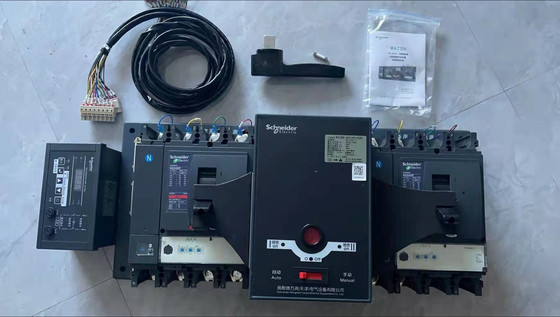 Encontre a solução perfeita com o Switch de Transferência de PC de Classe Schneider para necessidades industriais